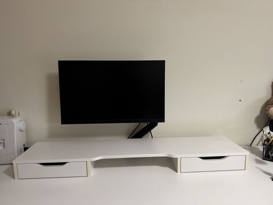 Suporte para monitor com gavetas