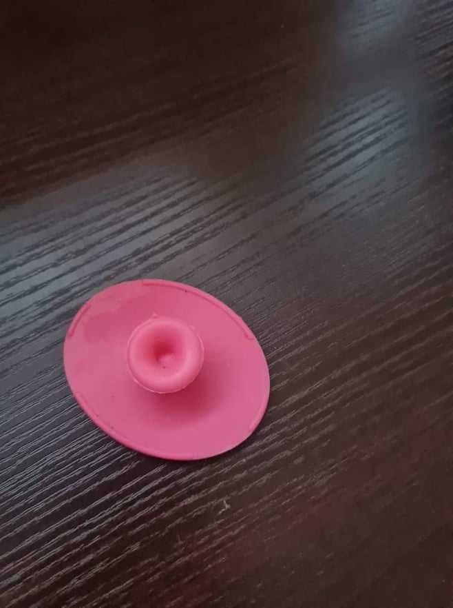 Różowa silikonowa myjka do twarzy
