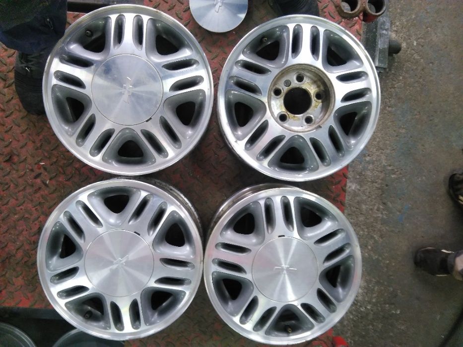 felgi chevrolet 5x114.3 6"x15"