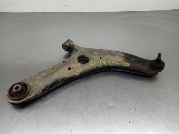 Braço de suspensão frente direito HYUNDAI ix20 (JC)