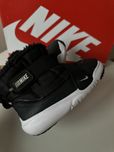 Ботинки Nike дитячі 27 розмір (сапожки, дутіки, ботіки)