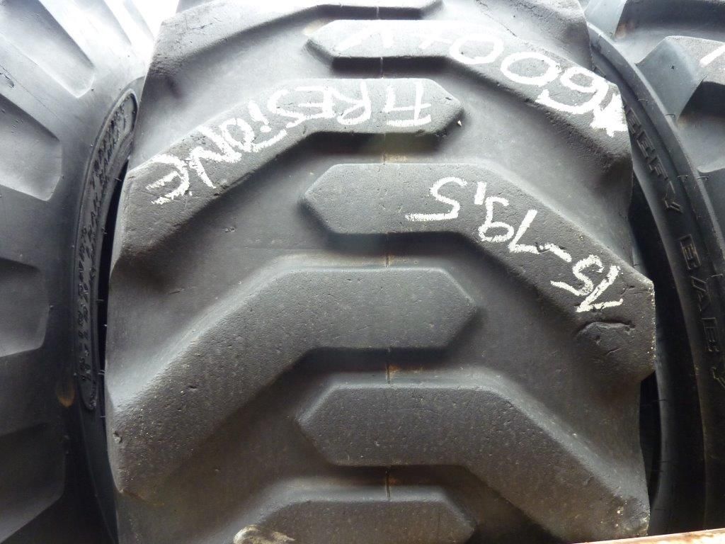 Opona używana przemysłowa 15-19.5 15R19.5 FIRESTONE SUPER 300zł W1165