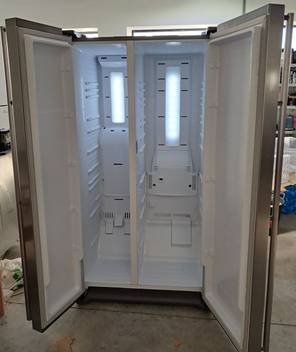 Lodówka Samsung w super stanie RS7528THCSL