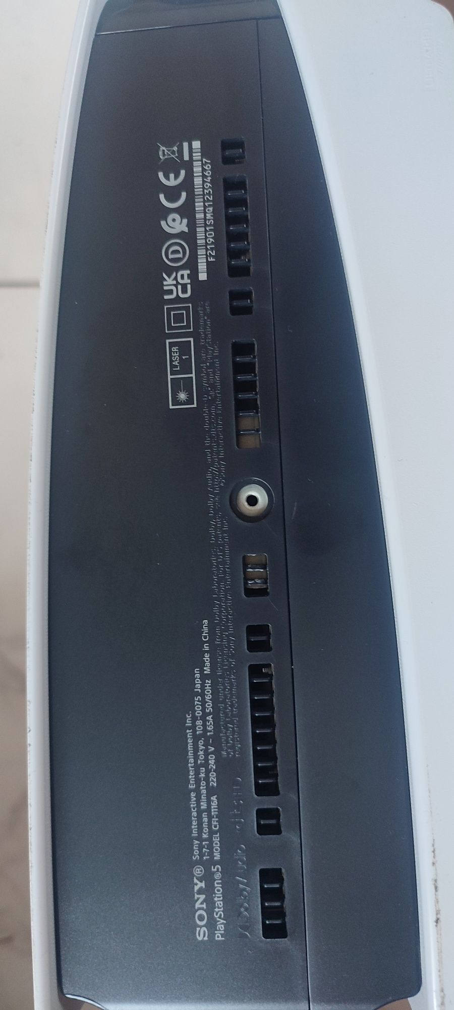 Sprzedam ps5 1 T