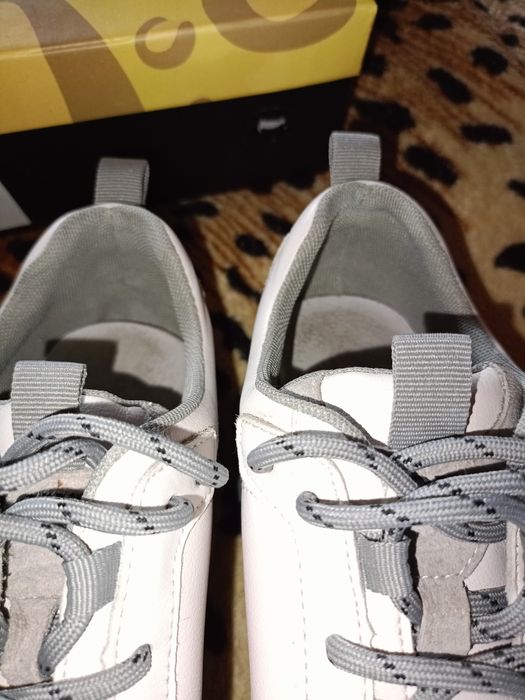 Демосезонные кожаные кроссовки Lonza 37/38 p. 24 см