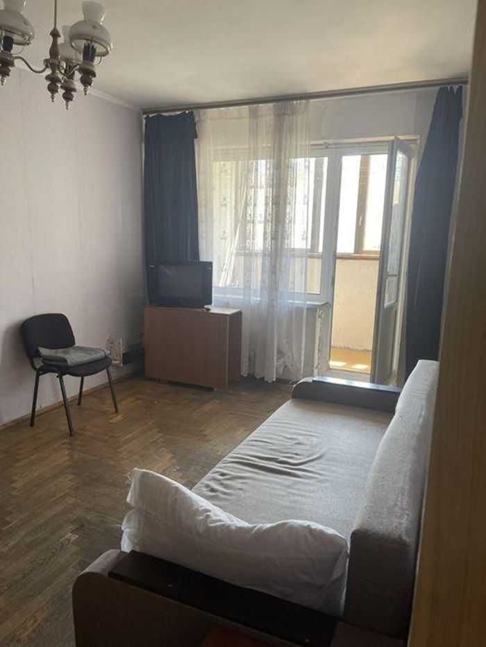 Продам 3 кім Дарницький р-н Позняки Осокорки вул. Ахматової Анни