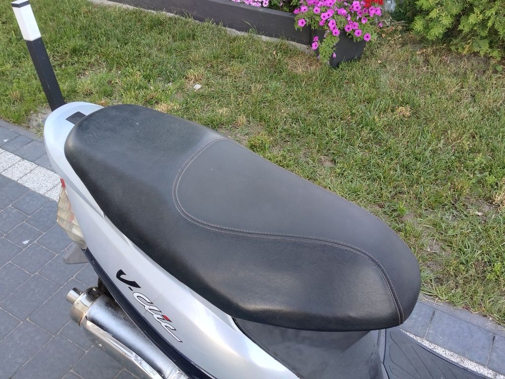 Skuter Peugeot V-Clic 50cc*2010 Rok*4.800Km*Z Niemiec*