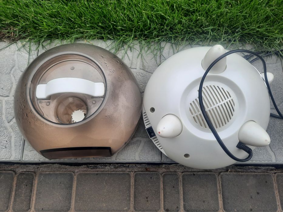 Зволожувач повітря Polaris.