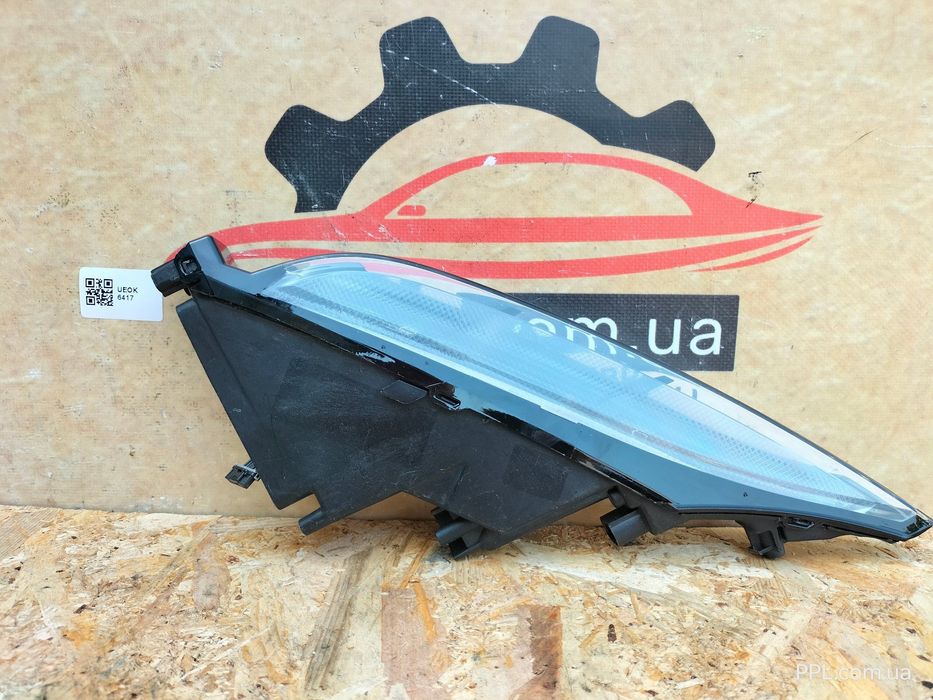 Porsche Macan 95B 18-21 дневной ходовой огонь правый ДХО