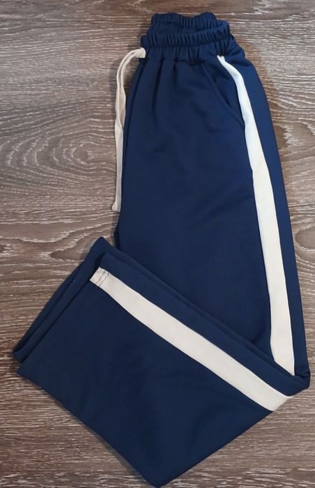 Спортивні штани для дівчинки