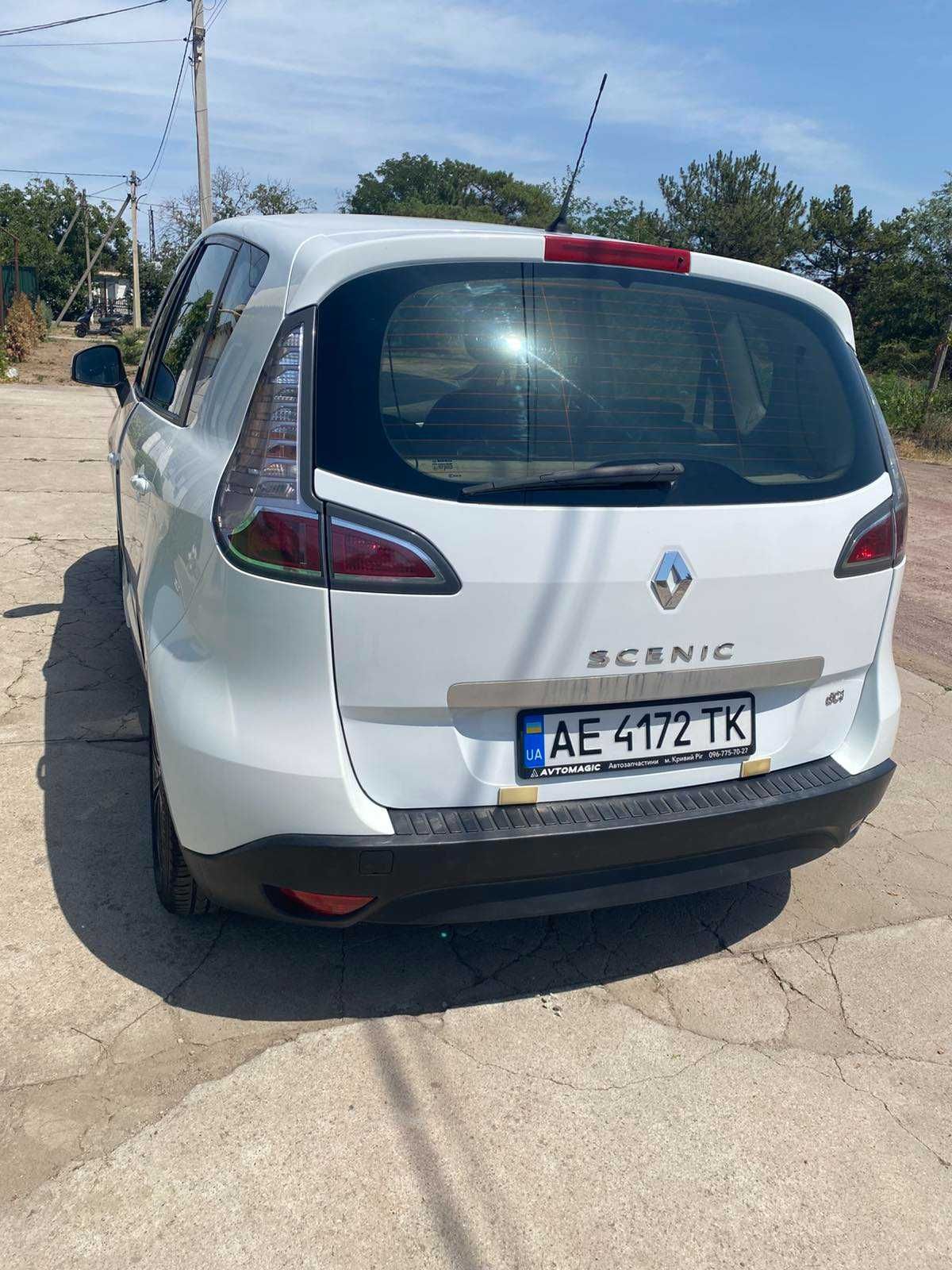 Renault Scenic 2014 механика дизель 1.5