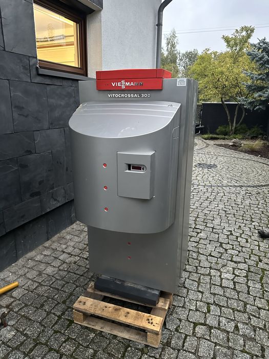 Piec kondensacyjny VIESSMANN Vitocrossal 300