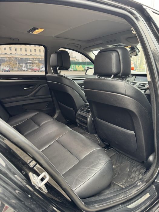 Власний автомобіль, в чудовому стані