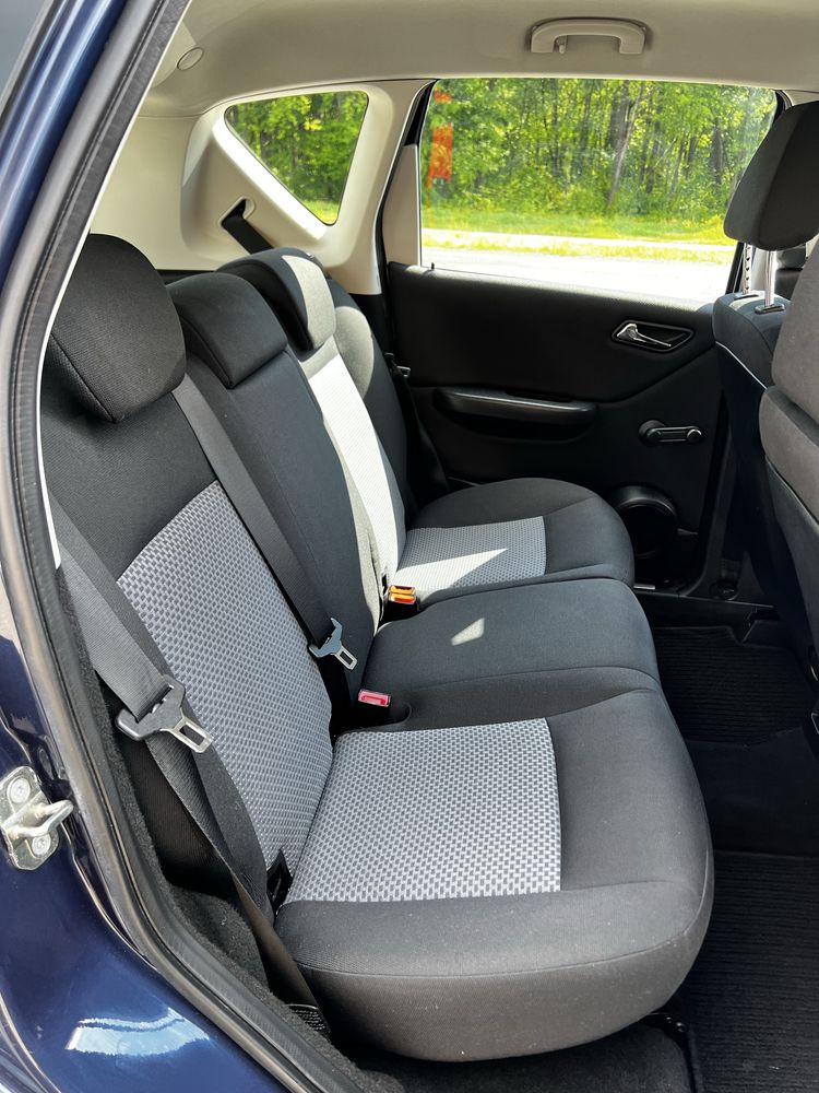 Mercedes A-klass A150 свіжо пригнаний з Німеччини.