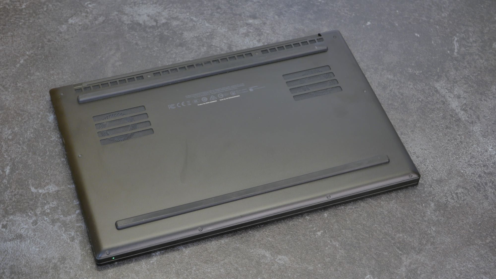 Laptop Razer Blade Advanced 15 i7 8750H 32GB DDR4 144Hz RTX 2080 MQ