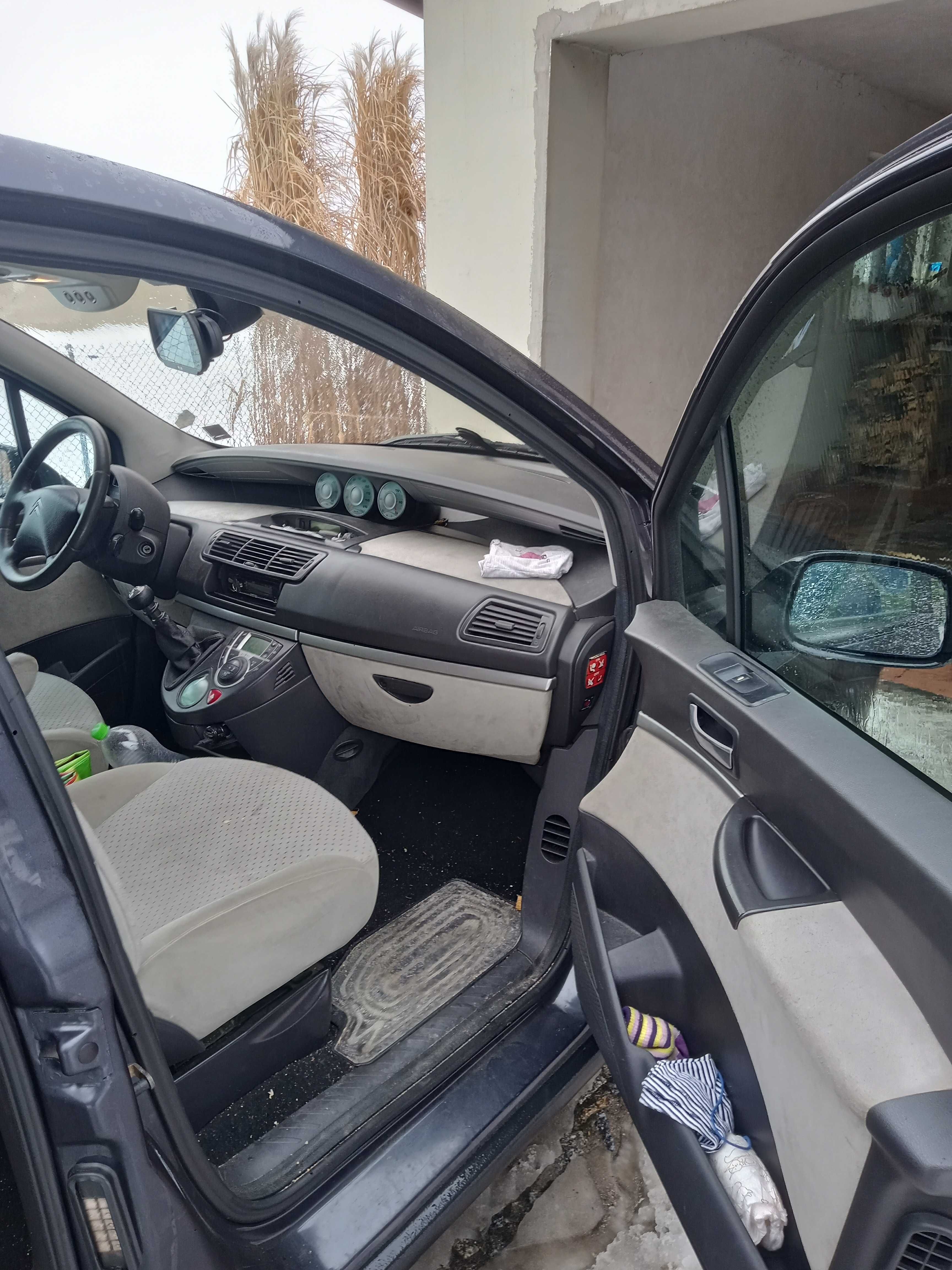 Citroen C8 2.2hdi części