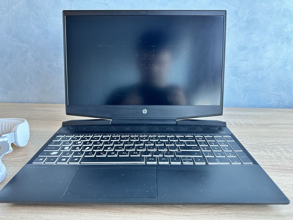 Продаю свій ноутбук HP Pavilion