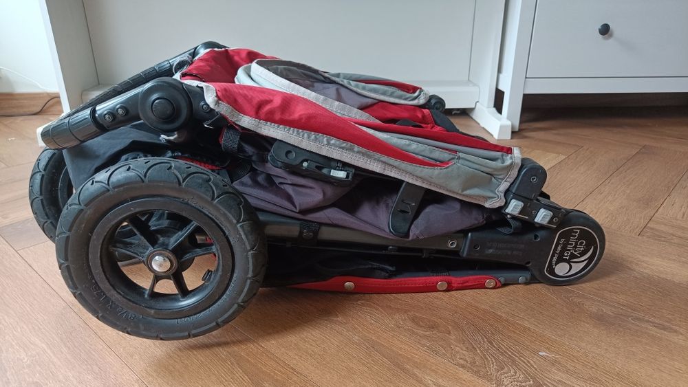 Wózek spacerowy / spacerówka  Baby jogger City mini GT