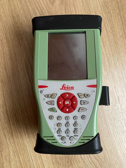 Leica GS08 + CS10 — Equipamento de Topografia com Extras