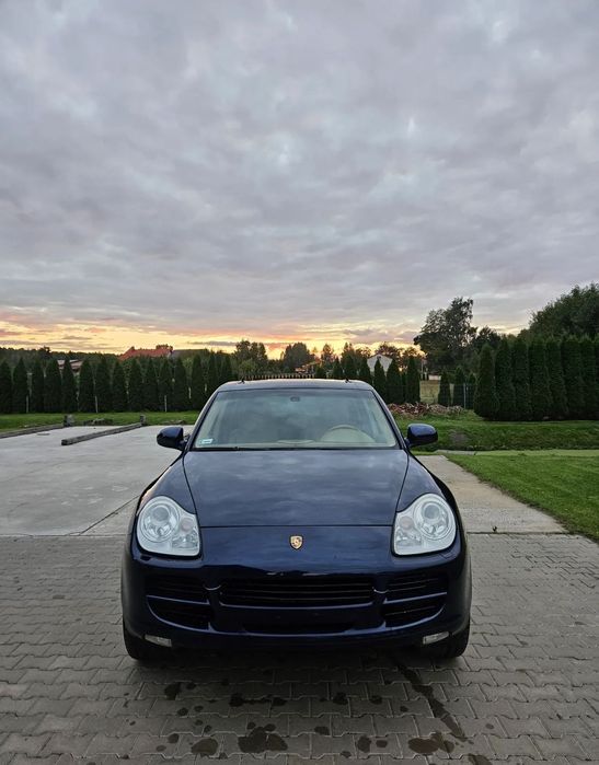 Porsche Cayenne Porsche Cayenne S