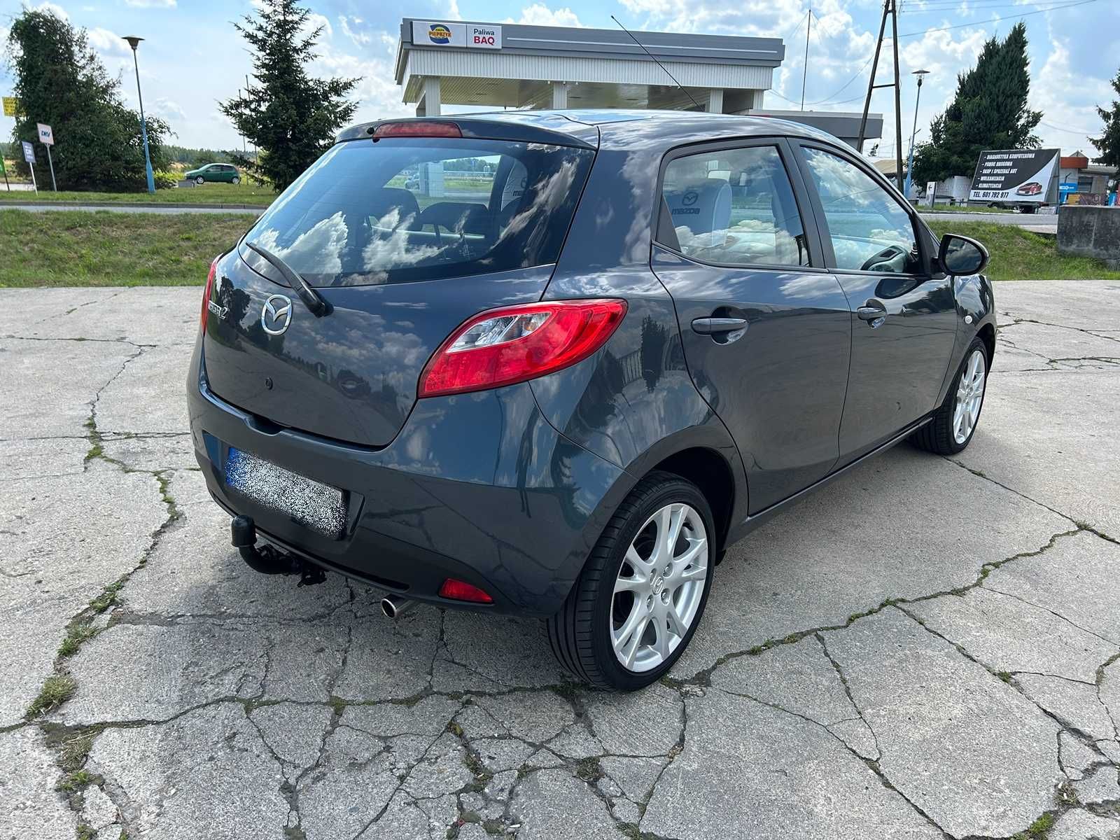 MAZDA 2 * 5 drzwi * 1,3 BENZ * 150 tys.km * klima *