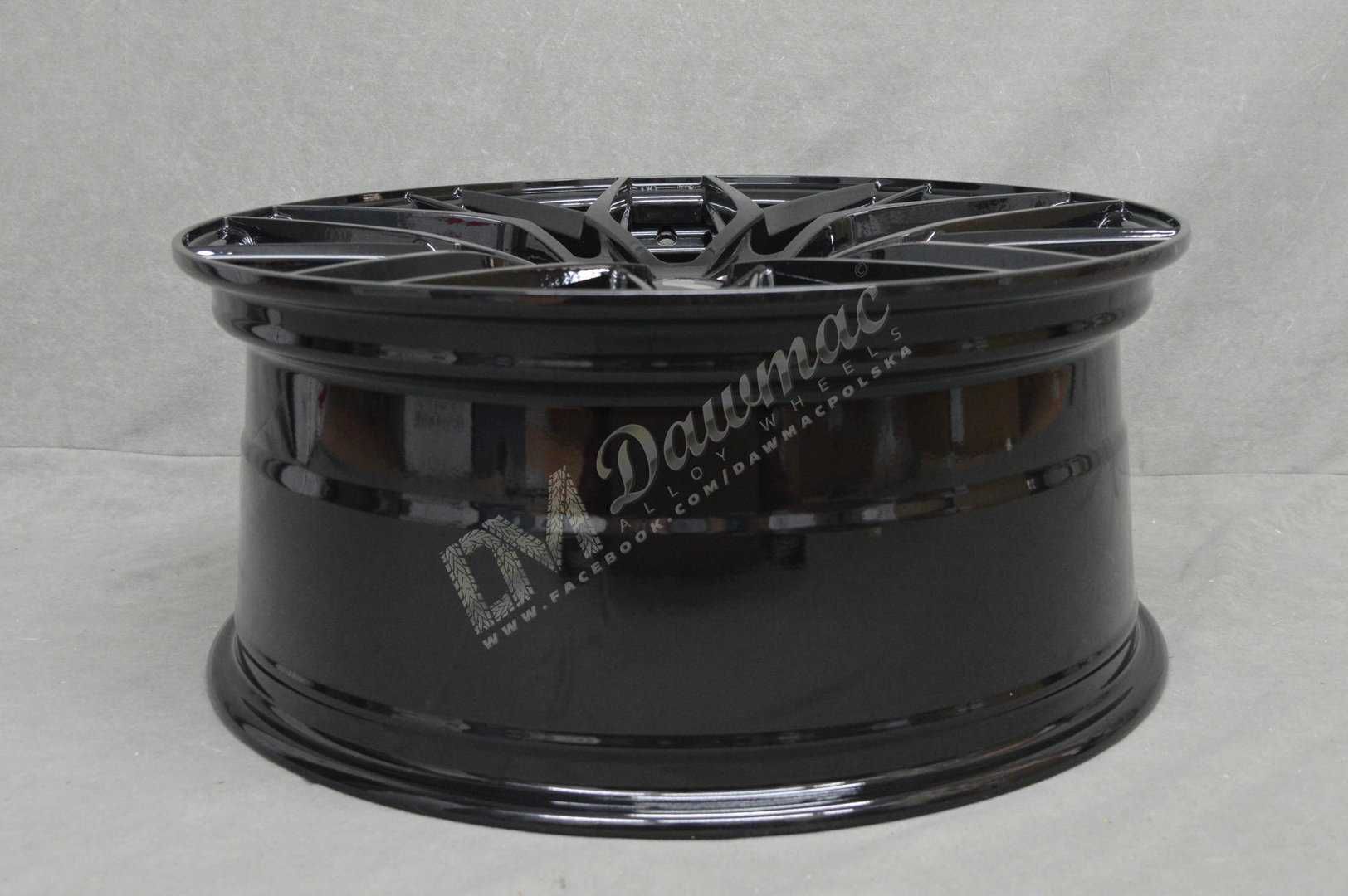 Felgi Japan Racing JR28 20" 8,5J ET35 5x112 Gloss Black