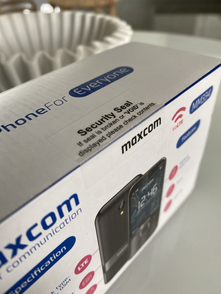 Telefon Maxcom MM334 dla seniora Nowy zaplombowany