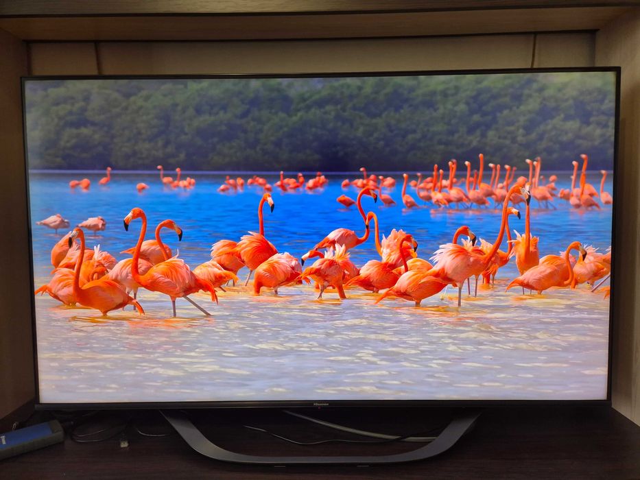 Mini-LED Hisense 55U7KQ 55″ 4K ULED 120 Гц