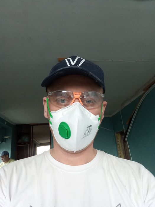 Грузчики  різноробочі  спуск погрузка мусора підняти меблі стяжка мешк