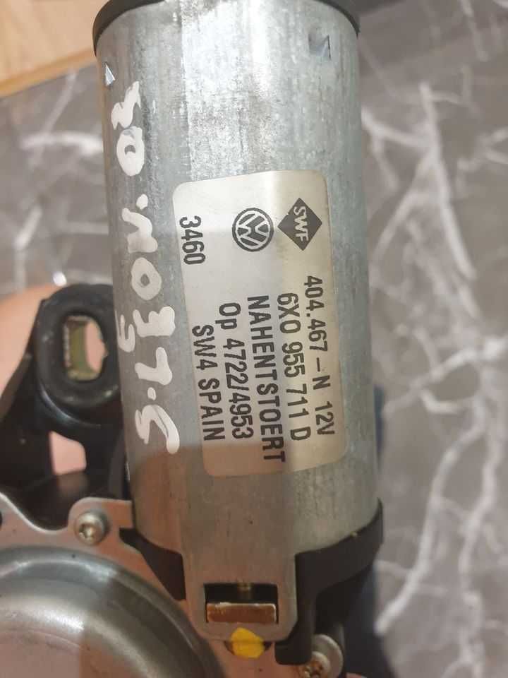 Motor traseiro de agua