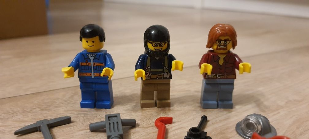 Lego figurki i akcesoria (zestaw 5)