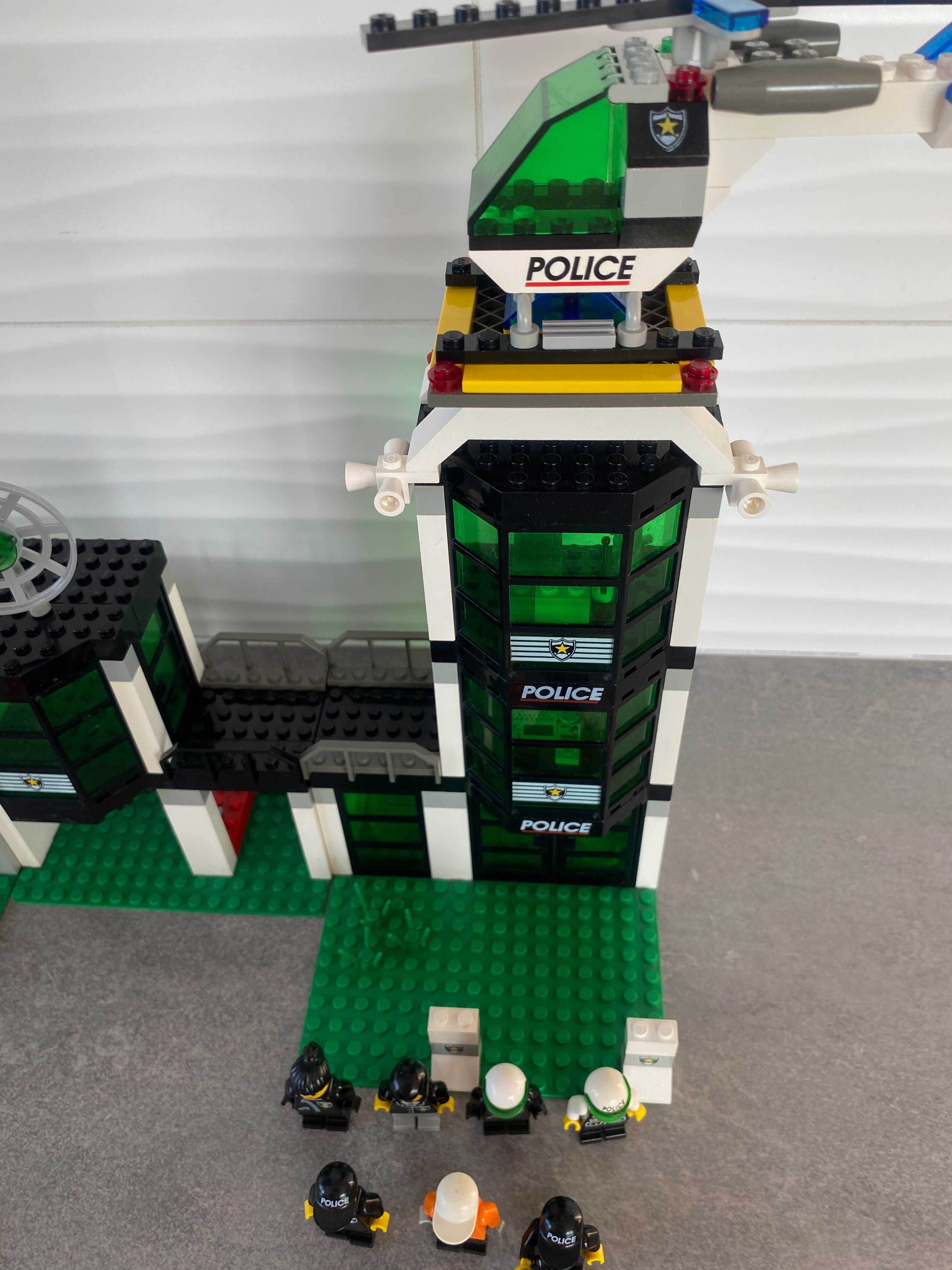 LEGO Town Police Posterunek siedziba policji 6636