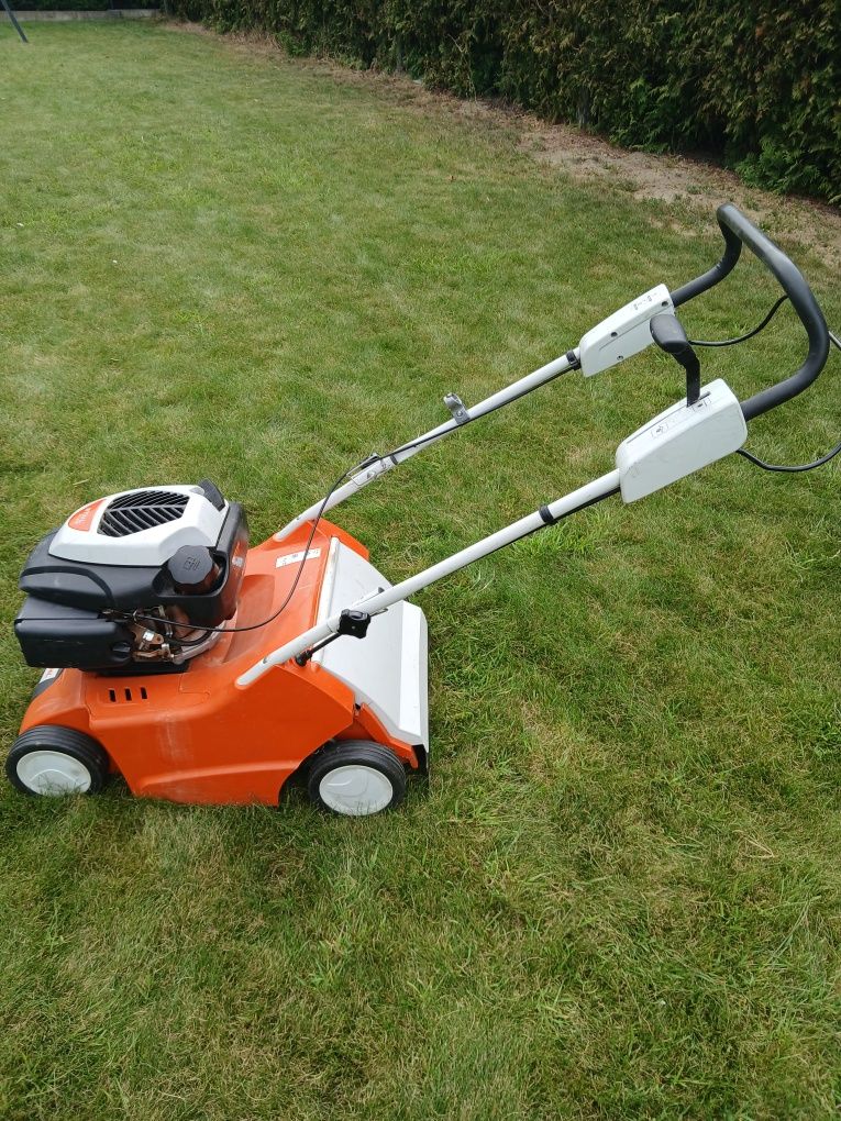 Wertykulator Stihl RL540 + kosz