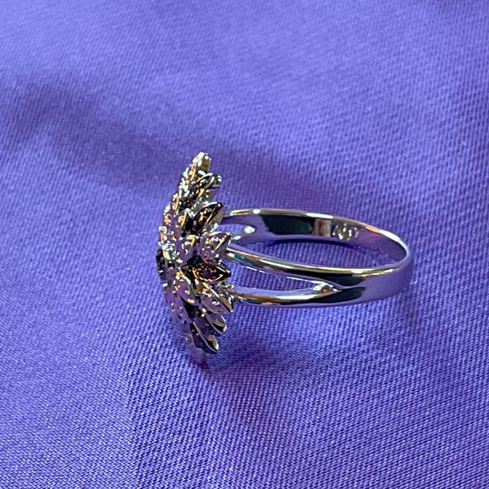 Anel tamanho de 17 m,