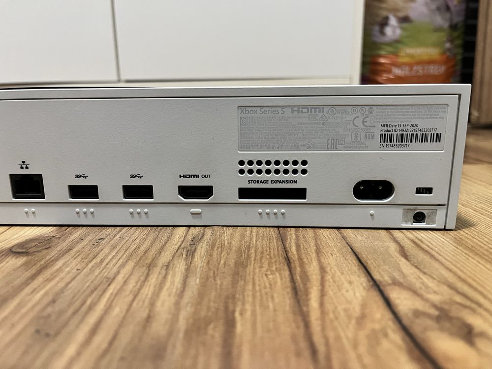 Xbox Series S + 1 pad