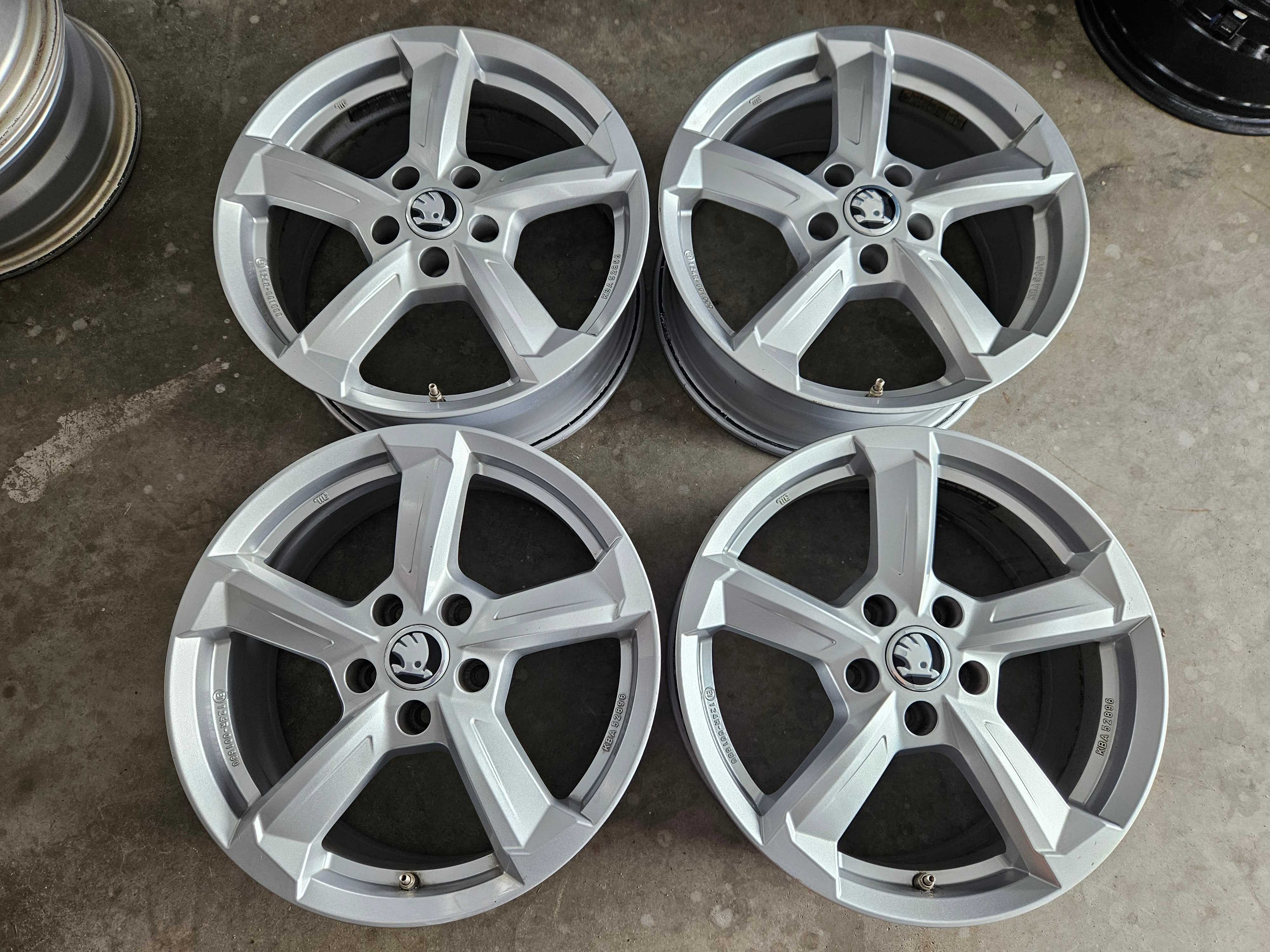 Alufelgi Skoda 17" 5x112 Octavia III IV VRS SuperB Karoq Scout Yeti