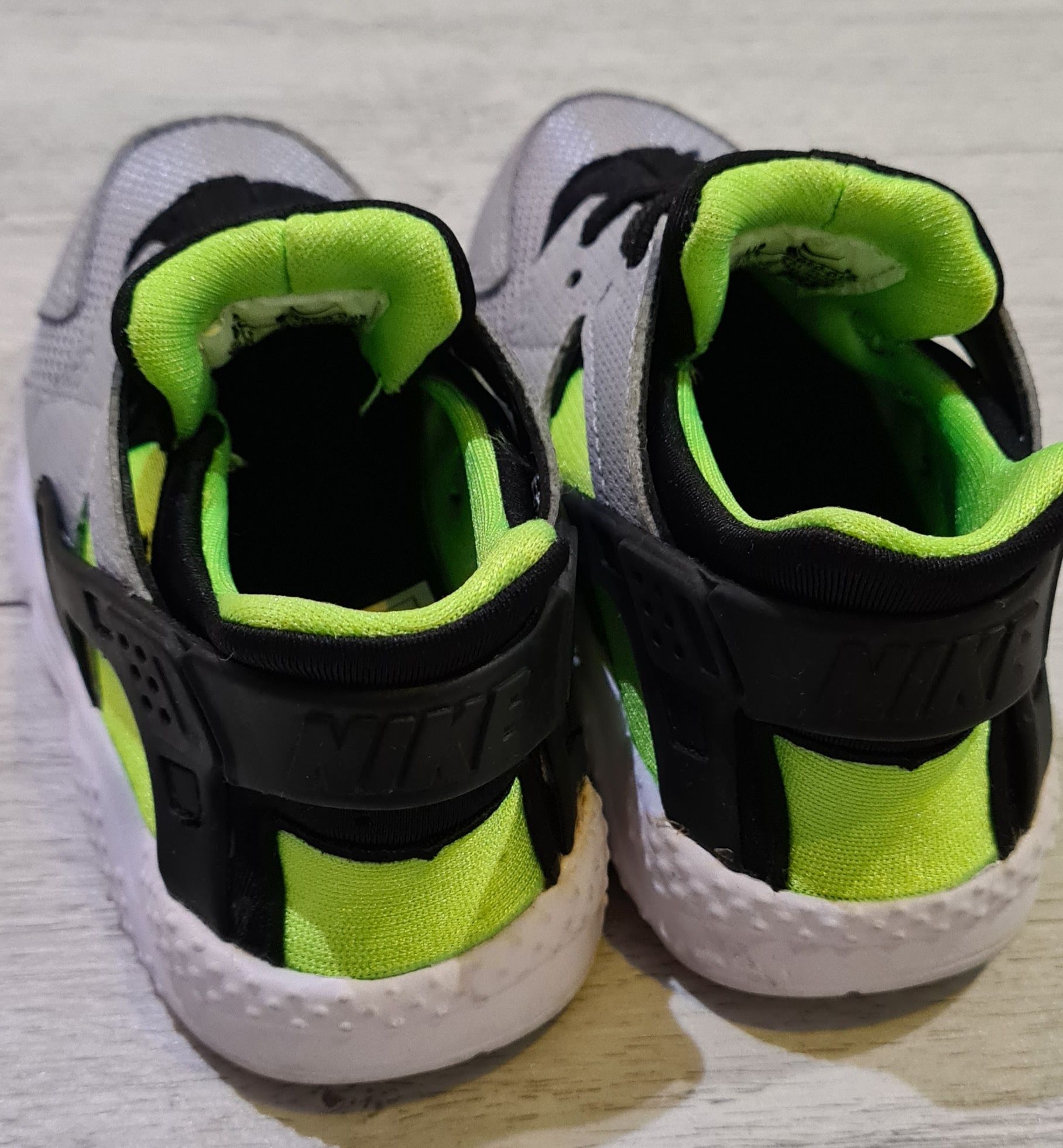 Chłopięce buty Nike Huarache