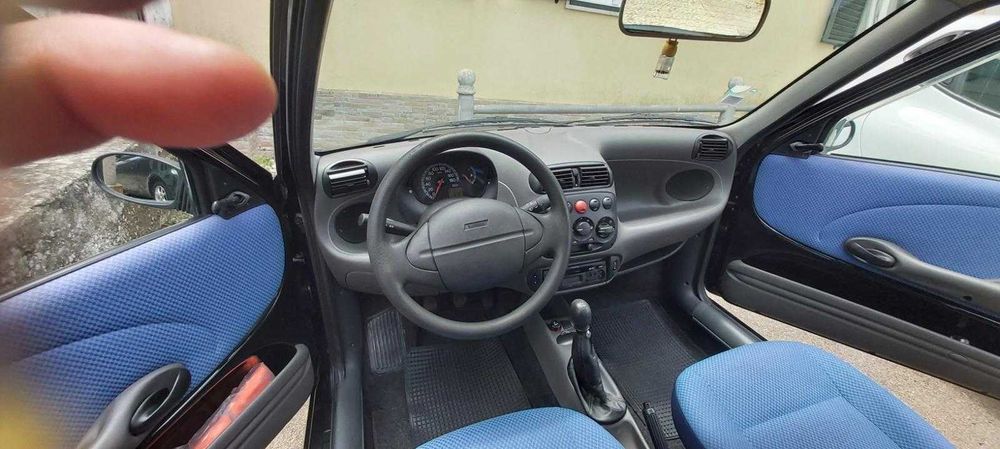 Fiat seiscento em excelente interiores e mecânica ,económico e fiável.
