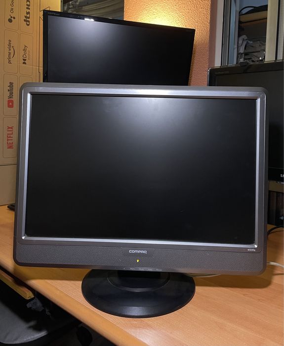 Monitor COMPAQ 22” W220Q