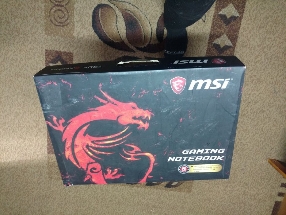 Ігровий ноутбук msi ge73 8re.