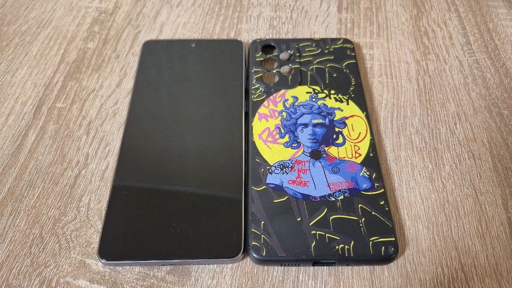 Samsung A73 5G на 126 Гб