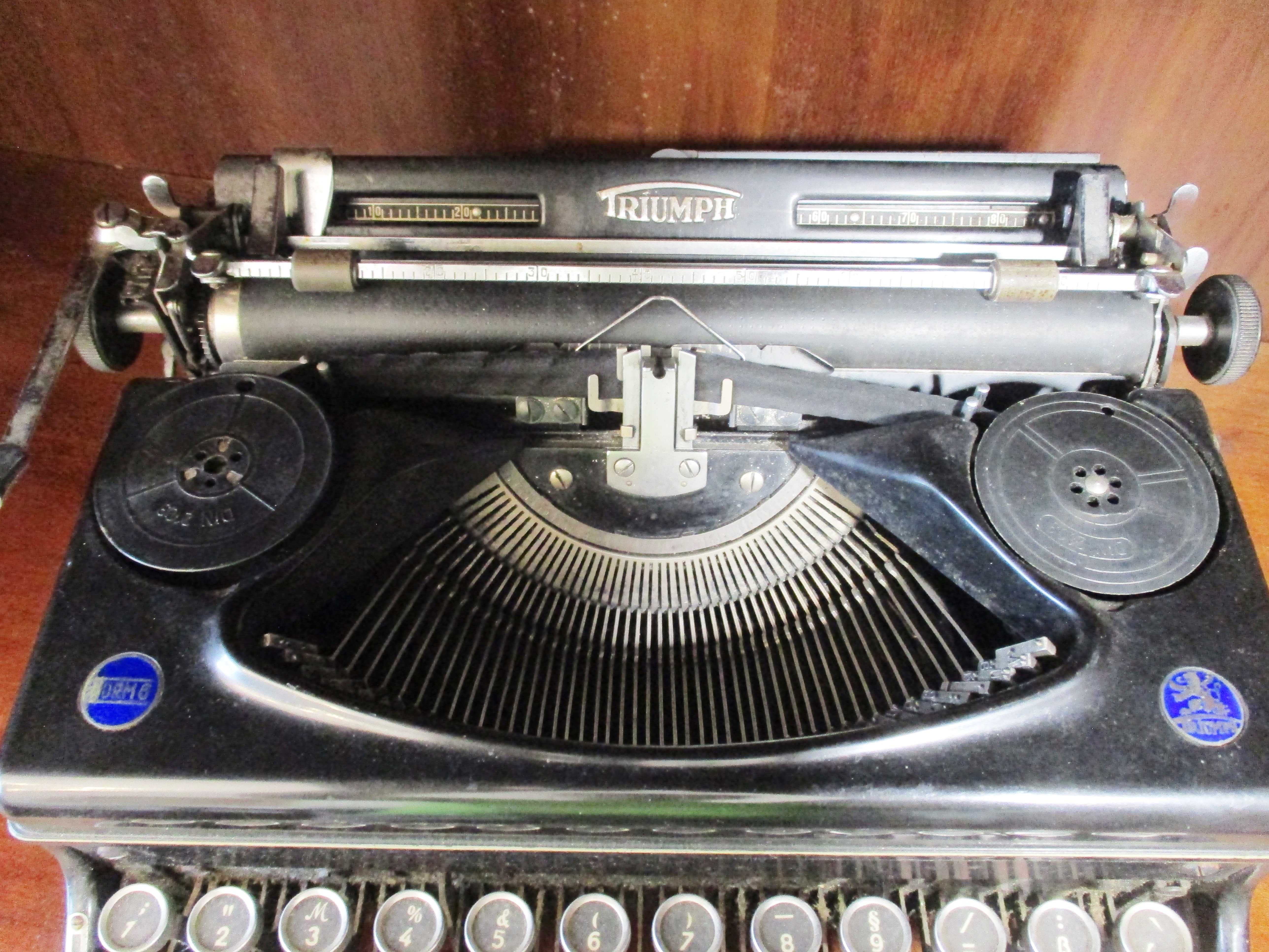 Maquina de escrever Triumph
