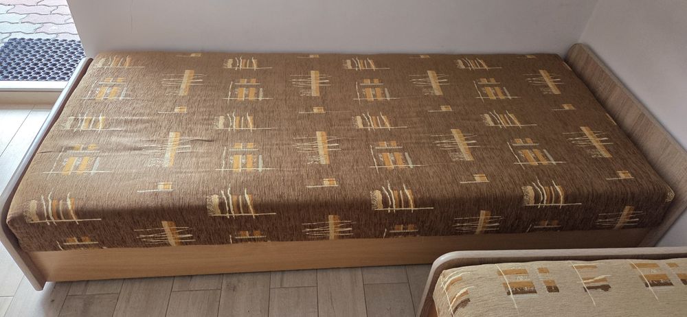 Sprzedam tapczaniki pojedyncze – 8 sztuk