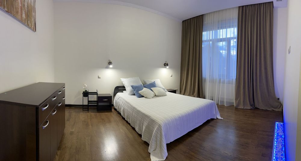 Особняк в элитном п,Лесники с потрясающим участком!Инвертор,генератор!