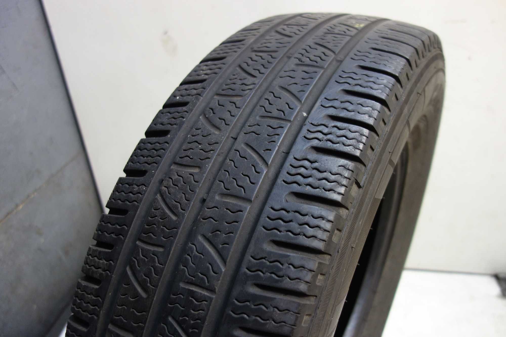 Opony zimowe 225/75/16C - PIRELLI Carrier Winter