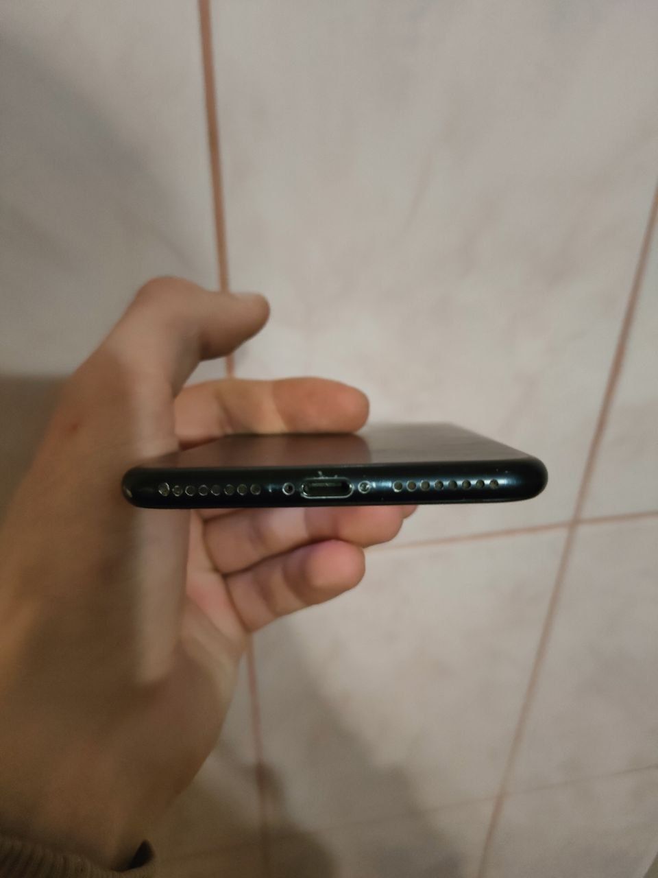iPhone 7+ 128GB)