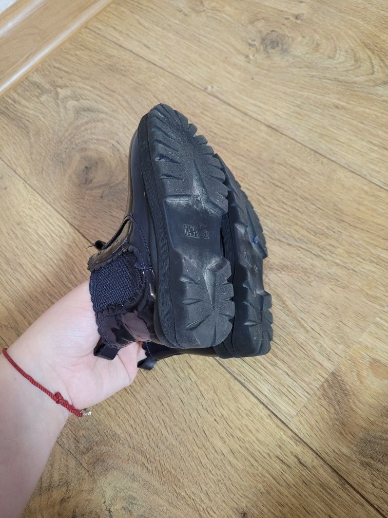 Zara демісезонні черевики 22 розмір