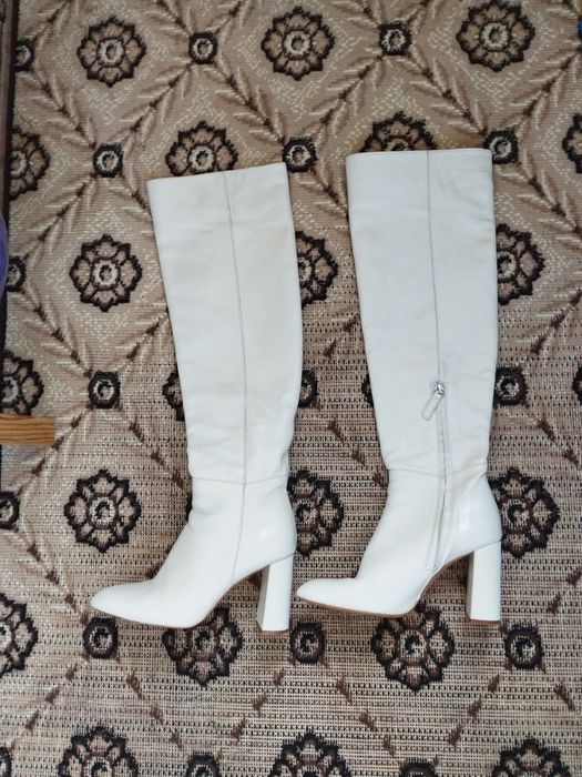 Казаки,сапоги , кроссовки натуральная кожа Zara 37-38р