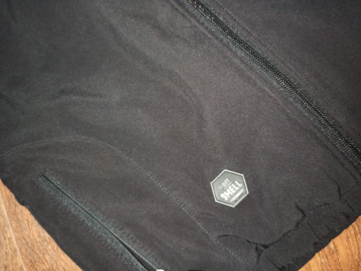Супер ціна. Куртка Chamonix 152 розмір, чорна, softshell