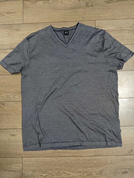Hugo boss xl сіра футболка чоловіча з трикутним вирізом мужская термо